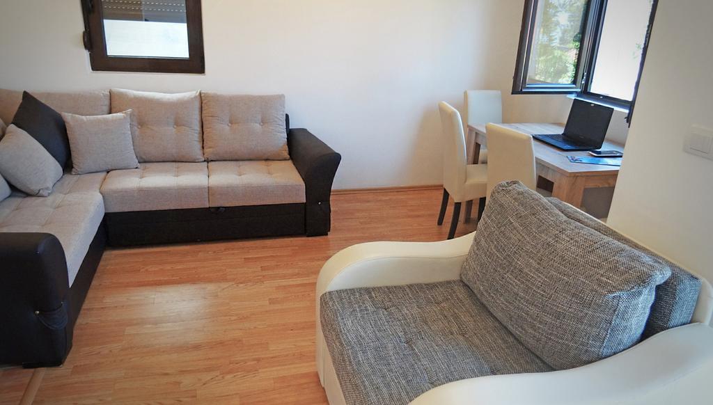 Blue Bay Apartments Krasići Eksteriør billede